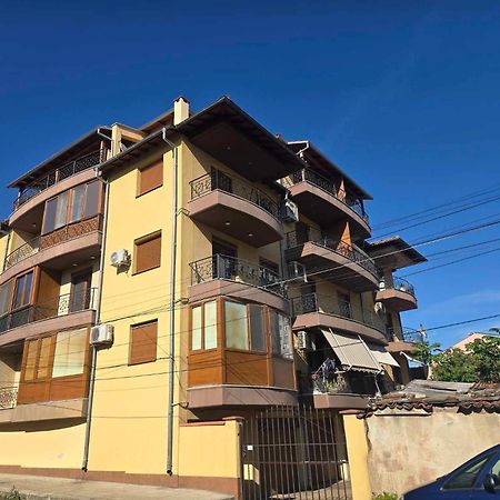 Luxury City Centre Appartment Iva Sliven Exterior foto