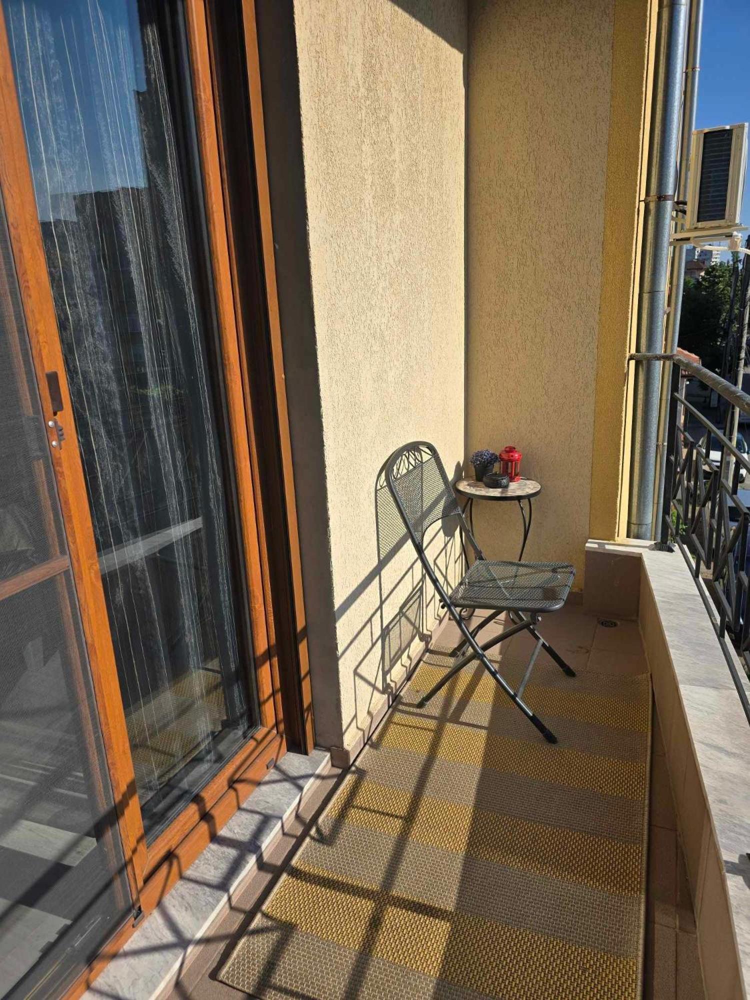 Luxury City Centre Appartment Iva Sliven Exterior foto